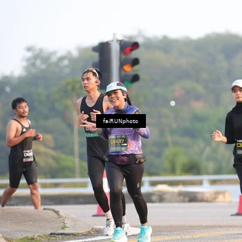 Runner Photo 6484813
