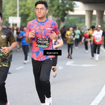 Runner Photo 6484827