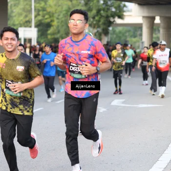 Runner Photo 6484830