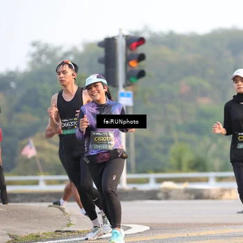 Runner Photo 6484833