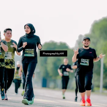 Runner Photo 6484835