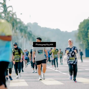 Runner Photo 6484844