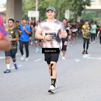 Runner Photo 6484846