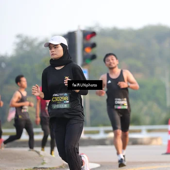 Runner Photo 6484874