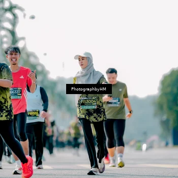 Runner Photo 6484881