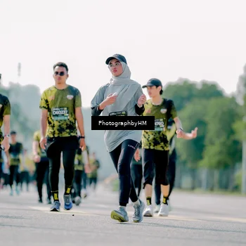 Runner Photo 6484898