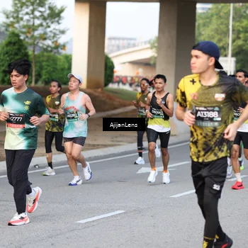 Runner Photo 6484930