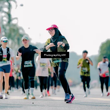 Runner Photo 6484949