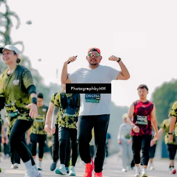 Runner Photo 6484959