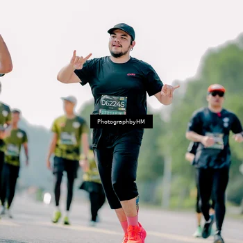 Runner Photo 6484960