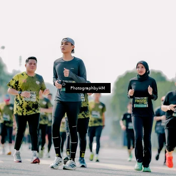 Runner Photo 6484974