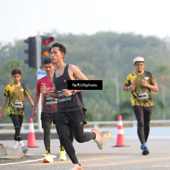 Runner Photo 6484977