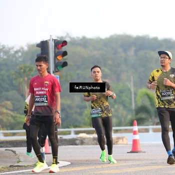 Runner Photo 6484980
