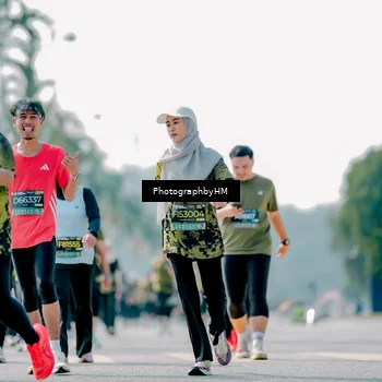 Runner Photo 6484993