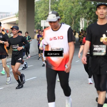 Runner Photo 6484994