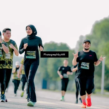 Runner Photo 6485004