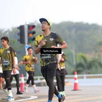 Runner Photo 6485023
