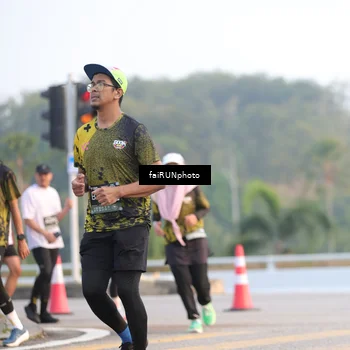 Runner Photo 6485025