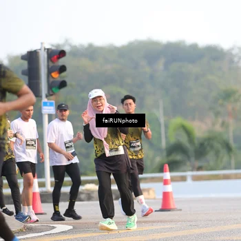 Runner Photo 6485049