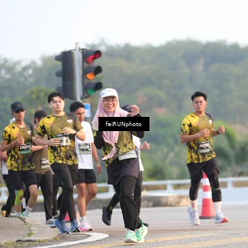 Runner Photo 6485052