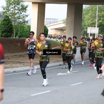 Runner Photo 6485102