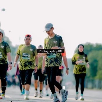 Runner Photo 6485129