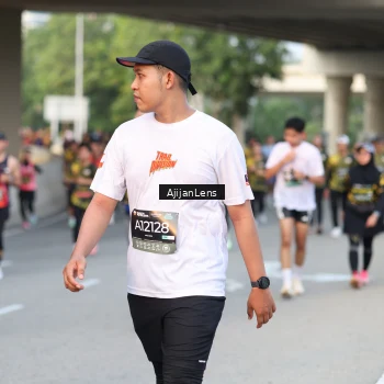 Runner Photo 6485135