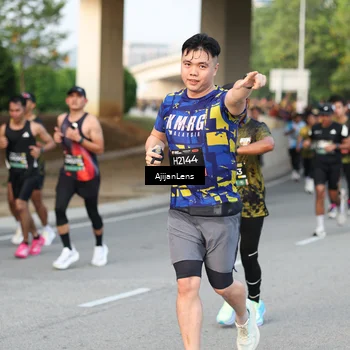 Runner Photo 6485176