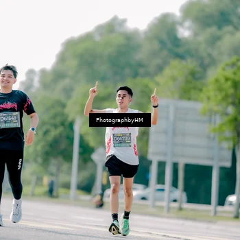 Runner Photo 6485194