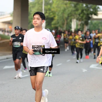 Runner Photo 6485248