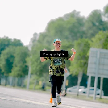 Runner Photo 6485302