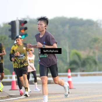 Runner Photo 6485338