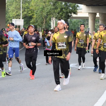 Runner Photo 6485359