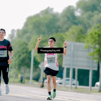Runner Photo 6485389