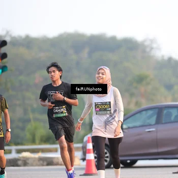 Runner Photo 6485409