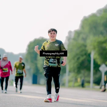 Runner Photo 6485439