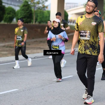 Runner Photo 6485514