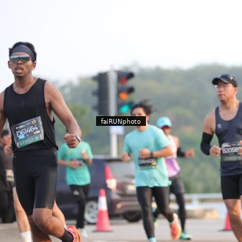 Runner Photo 6485547