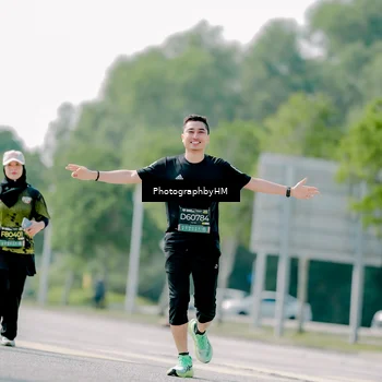 Runner Photo 6485631