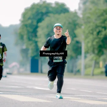 Runner Photo 6485675
