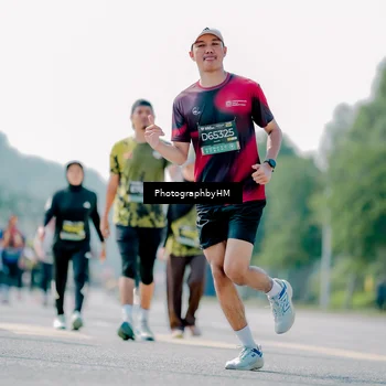 Runner Photo 6485691