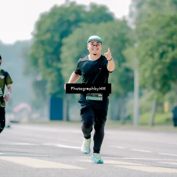 Runner Photo 6485692