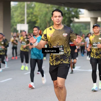 Runner Photo 6485725