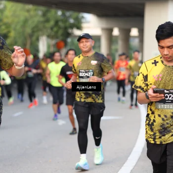 Runner Photo 6485751