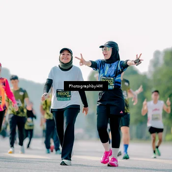 Runner Photo 6485772