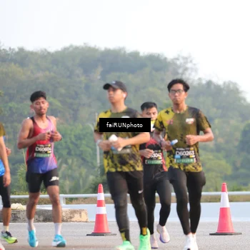 Runner Photo 6485775