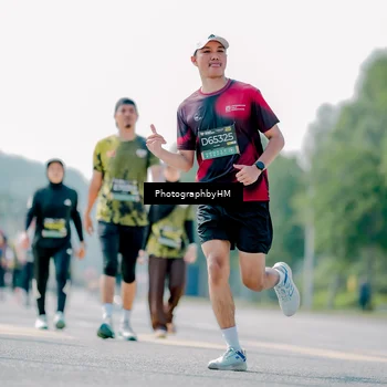 Runner Photo 6485781
