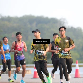 Runner Photo 6485835