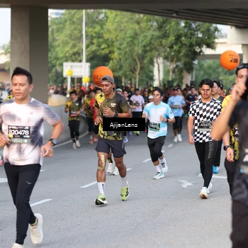 Runner Photo 6485846