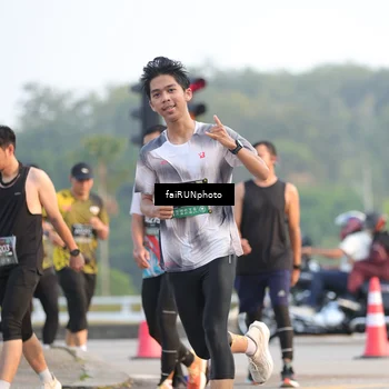 Runner Photo 6485889